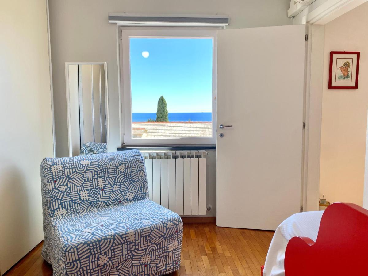 Casaviva - Lovely Seaview Trilo In Genova Nervi Apartment Exterior photo